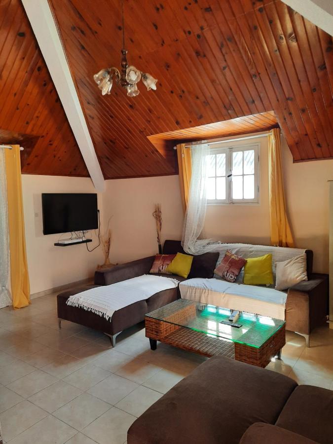 GÎTE les cimes caloupilon Cilaos Exterior foto