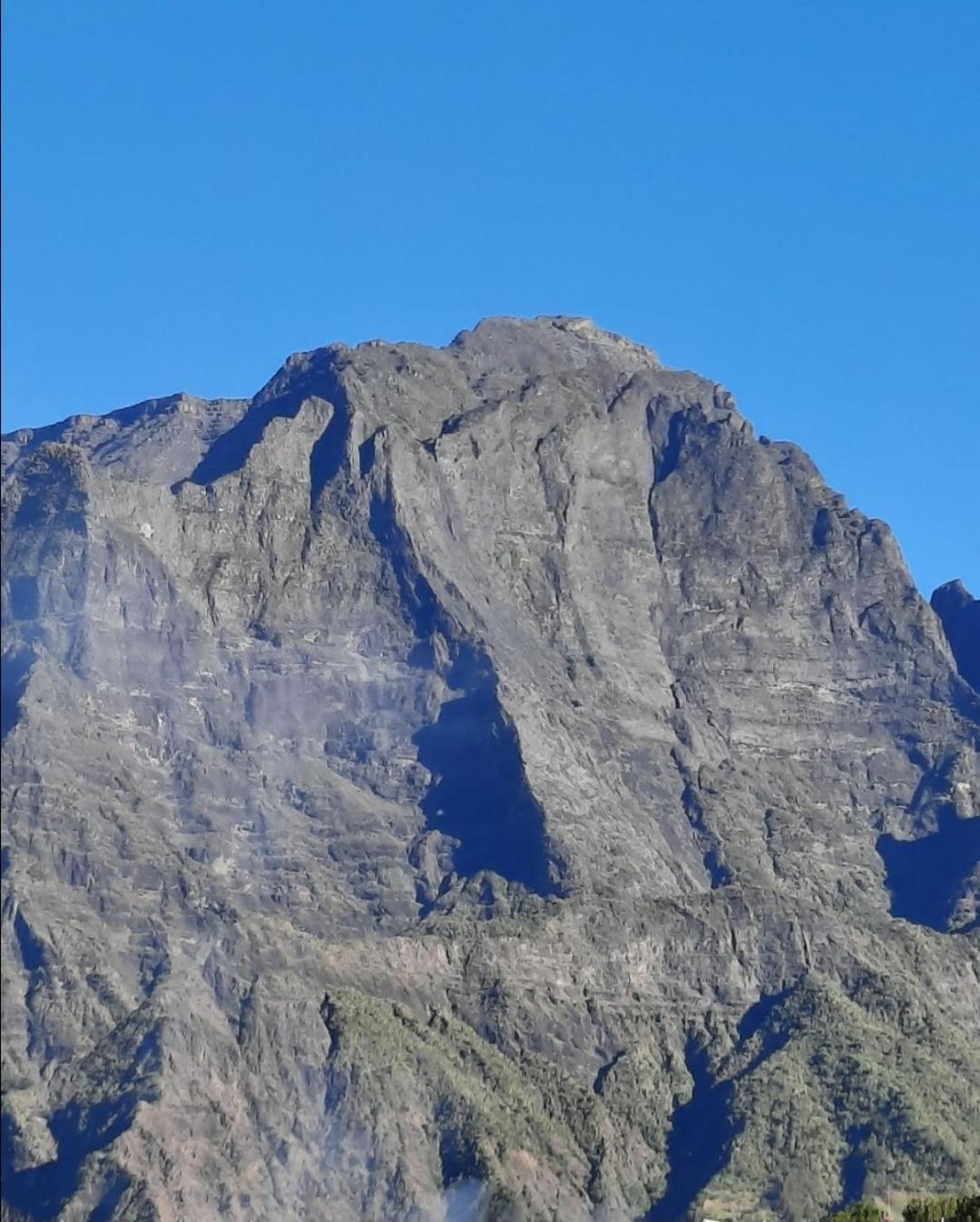 GÎTE les cimes caloupilon Cilaos Exterior foto